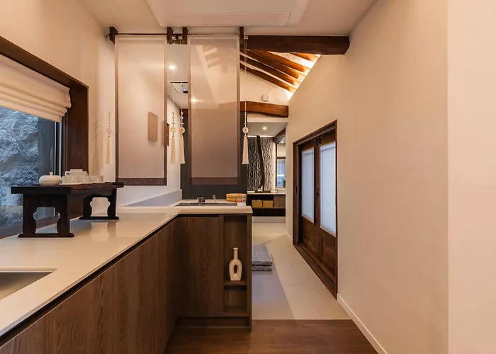 Luxury Hanok In Breeze *